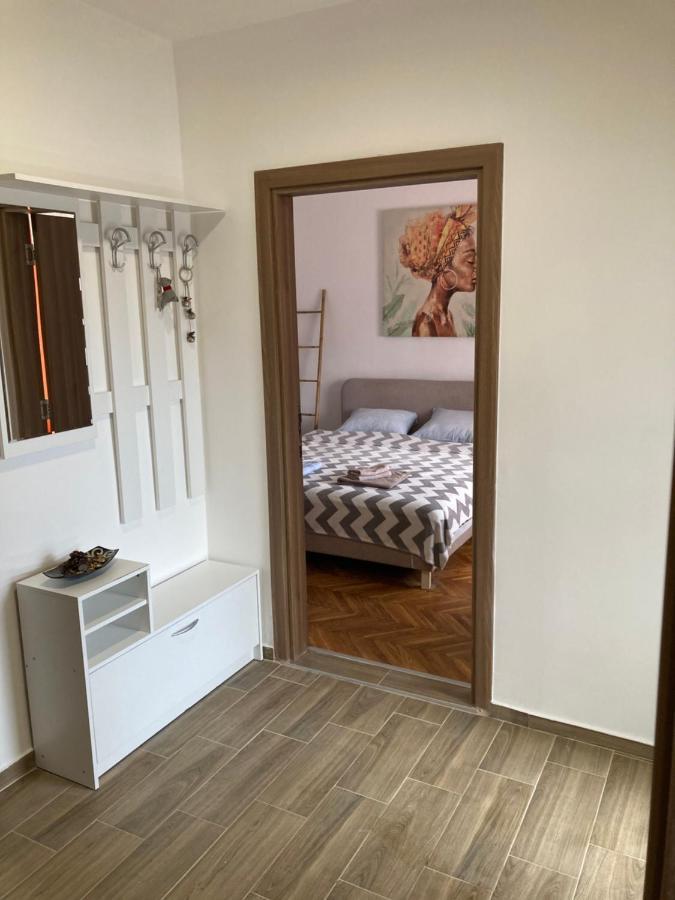 Apartment Milos Belgrado Exterior foto
