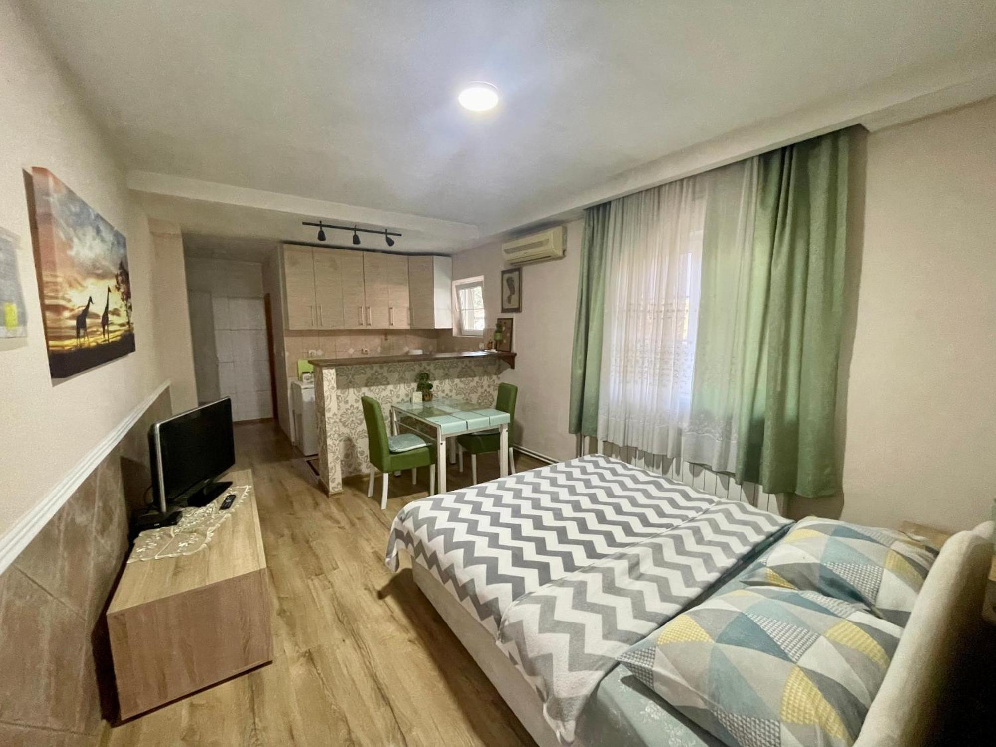 Apartment Milos Belgrado Exterior foto